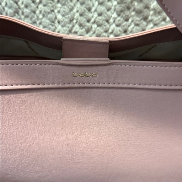 Elegant Bebe Pink Leather Tote Bag - Picture 2 of 9
